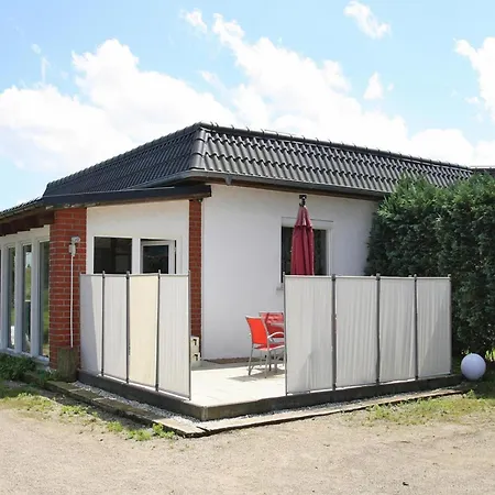 Apartment Am Kummerower In Sommersdorf, Cleaning Included *