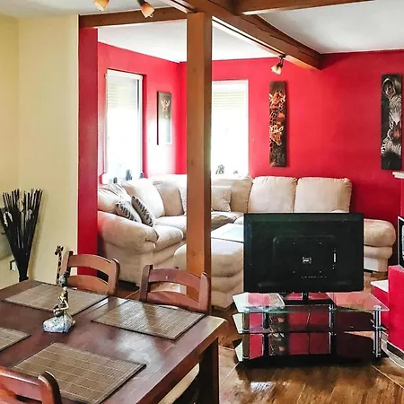 Apartment Am Kummerower In Sommersdorf, Cleaning Included *